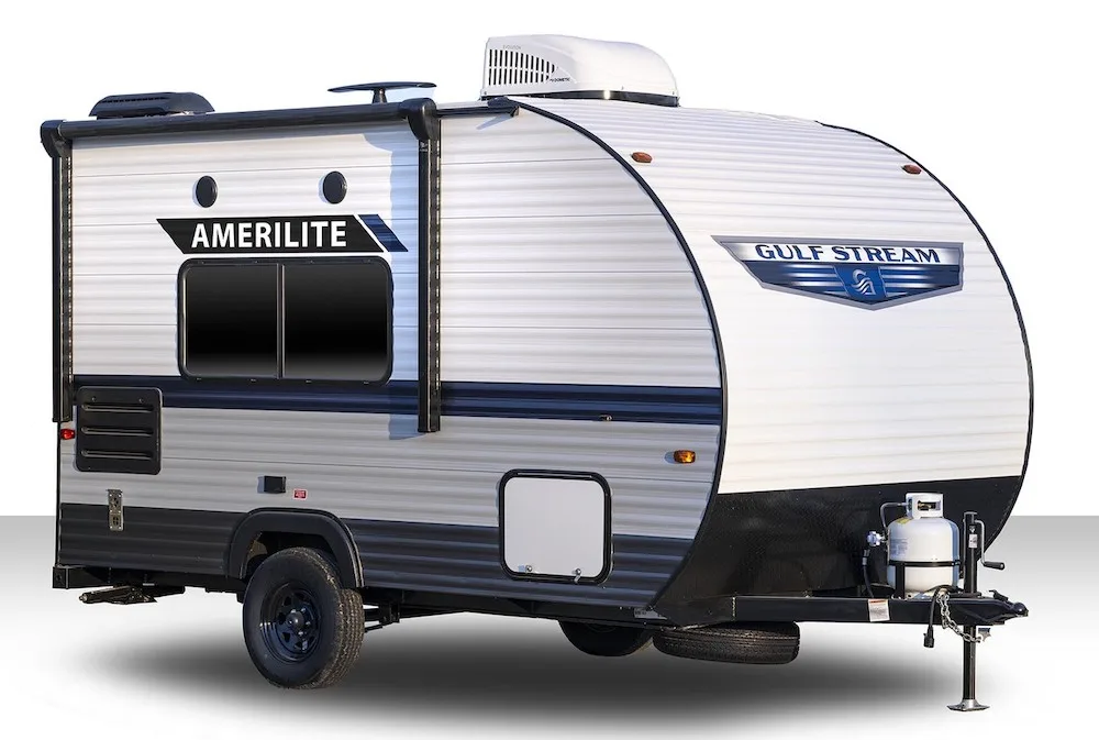 Exterior view of the Ameri-Lite 14RE travel trailer.